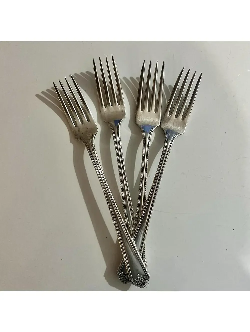 Lot of 4 Oneida Community Silverplate Dinner Forks Sheraton Pattern 1910 Vintage